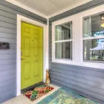 Vals Eclectic Classen Cottage